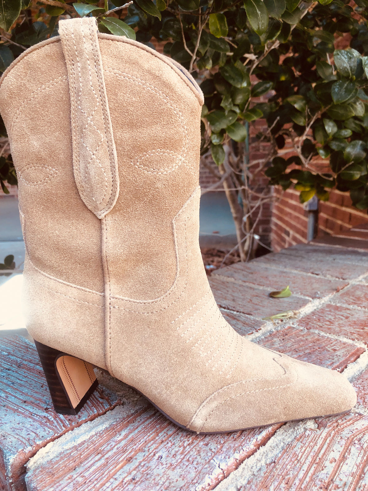 Steve Madden Josefine Boot Taupe Suede