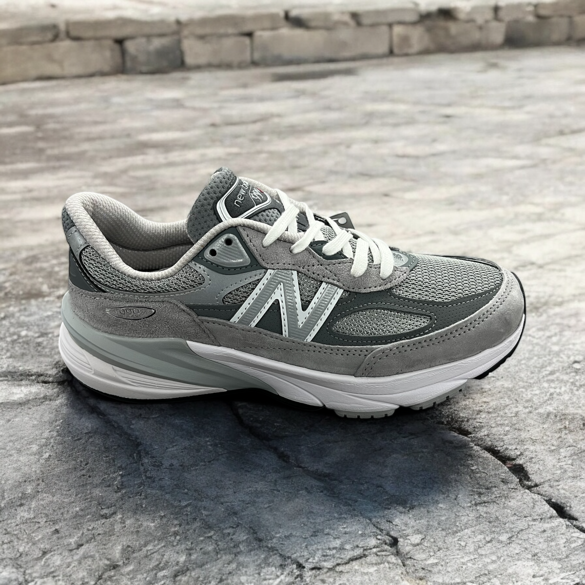 W NB 990 Grey