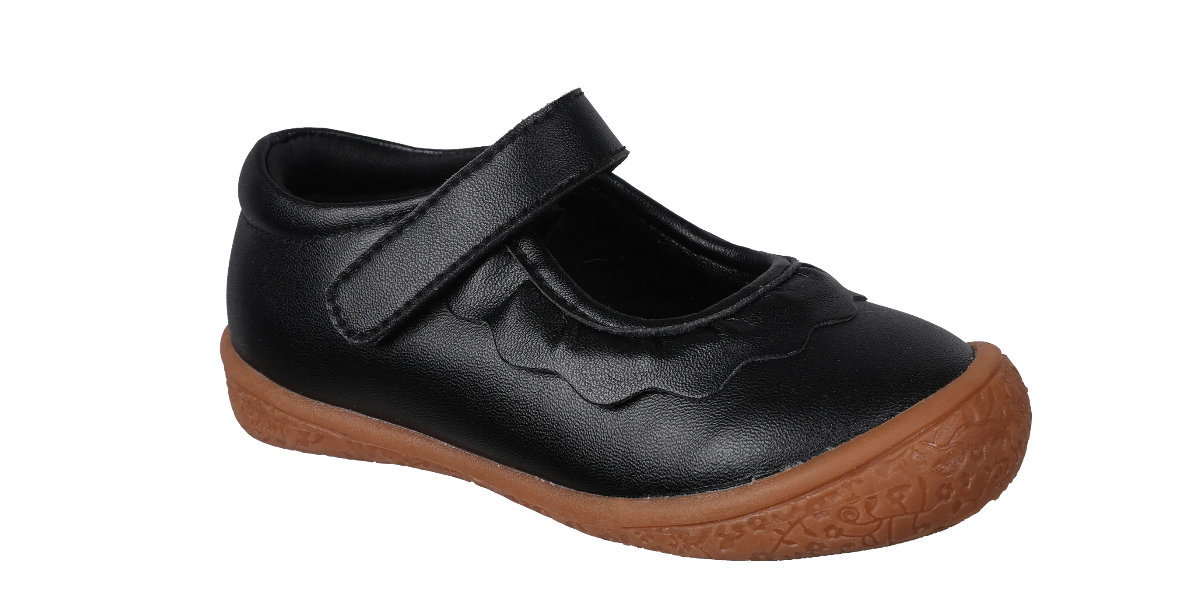 Oomphies Amina Leather Black Leather